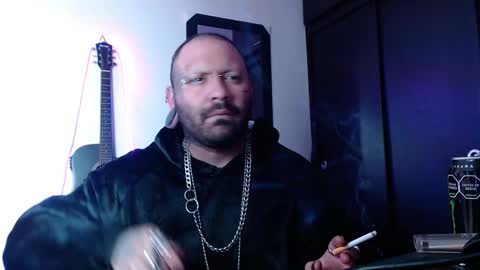 darkclothes online show from 02-13-25, 08:59