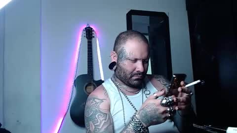 darkclothes online show from 02-15-25, 02:37