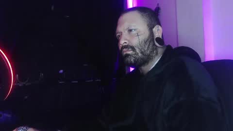 darkclothes online show from 02-23-25, 04:39