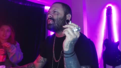 darkclothes online show from 02-26-25, 04:03