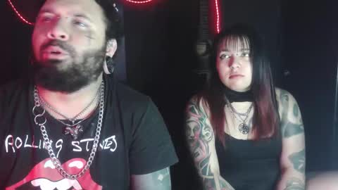 darkclothes online show from 09-25-25, 02:48