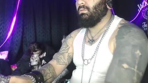 darkclothes online show from 10-16-25, 08:26