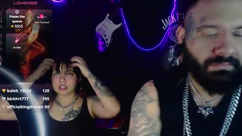 darkclothes online show from 10-18-25, 08:59