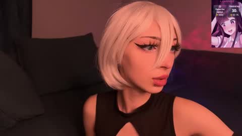 Snapshot of darkfirenight chatting on 10-09-25, 12:19 Yuu online show from 10-09-25, 12:19