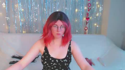 Kelly online show from 01-25-25, 06:12