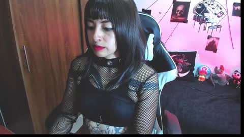 Hi Im Yuri  independent modelhelp me get my 111 hands upuwu online show from 11-16-25, 09:31