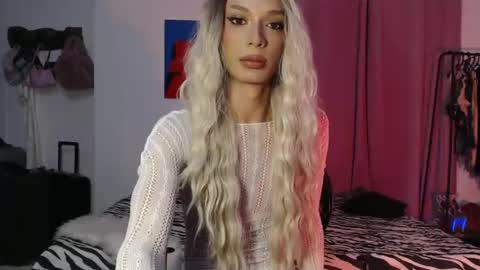 Snapshot of darkkprincess chatting on 01-11-26, 02:49 Angel online show from 01-11-26, 02:49