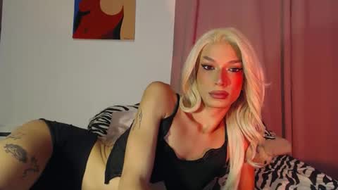 Snapshot of darkkprincess chatting on 04-11-26, 08:35 Angel online show from 04-11-26, 08:35