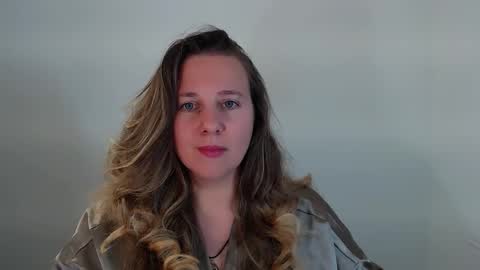 Anna online show from 09-20-25, 10:55