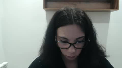 Snapshot of darklynx_ chatting on 12-22-25, 08:44 darklynx_ online show from 12-22-25, 08:44