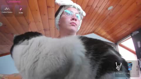 Darkness online show from 10-28-25, 04:42