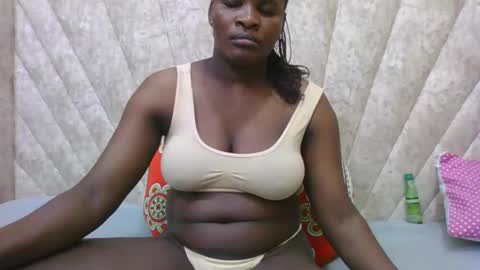 SHANICE online show from 11-24-25, 01:16