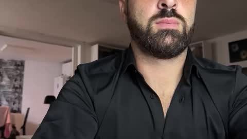 darko_23 online show from 09-30-25, 05:23