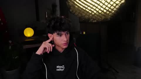 Snapshot of darkor134 chatting on 11-15-25, 02:09 darkor134 online show from 11-15-25, 02:09