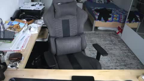 Snapshot of darkschneider_ chatting on 10-12-25, 10:20 darkschneider_ online show from 10-12-25, 10:20