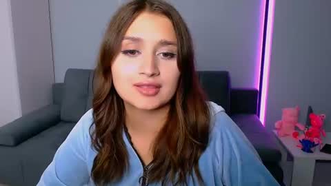Amelie online show from 07-22-26, 04:43