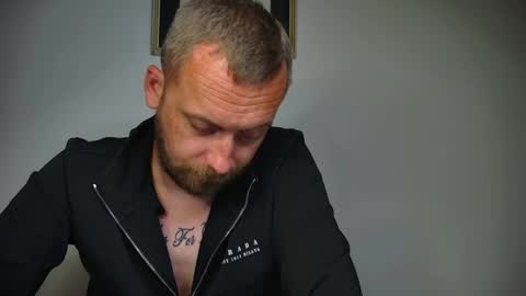 Tony online show from 04-24-26, 02:25