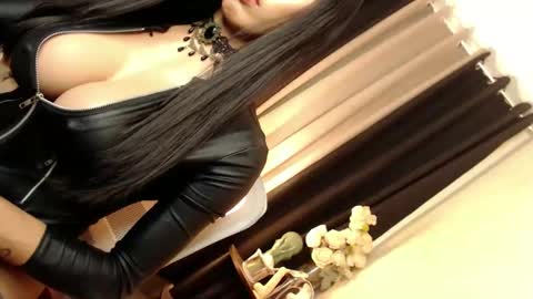 HAPPY BIRTHDAY MISTRESS MADRIANA online show from 02-13-25, 01:26