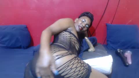 Darksultryxx30 online show from 07-19-26, 01:26