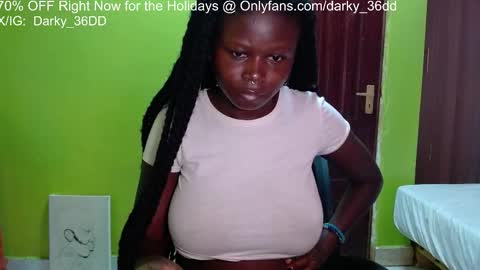 Snapshot of darky_36dd chatting on 11-13-25, 01:15 exclusive sexual content -- IGTwitterX darky 32dd online show from 11-13-25, 01:15