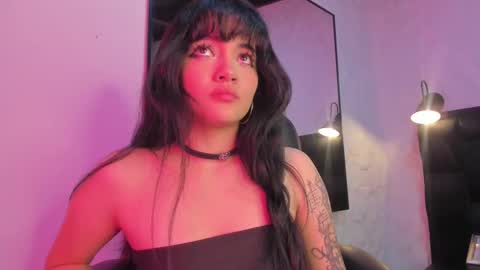 Snapshot of darky_doll chatting on 10-13-25, 04:45 Darky Doll online show from 10-13-25, 04:45