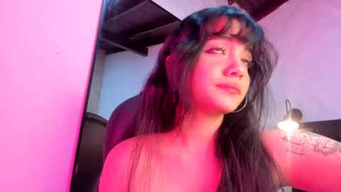 Snapshot of darky_doll chatting on 10-19-25, 04:24 Darky Doll online show from 10-19-25, 04:24