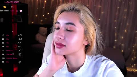 Belle online show from 02-06-25, 07:24