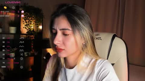 Belle online show from 10-03-25, 04:09