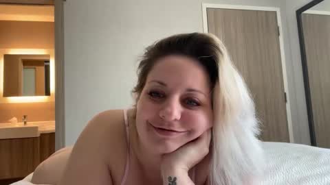 Mommy online show from 03-19-26, 06:56