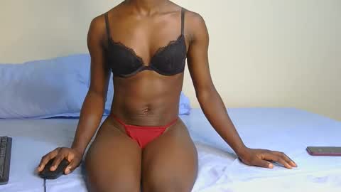 Snapshot of darling_dee chatting on 10-14-25, 10:16 darling_dee online show from 10-14-25, 10:16