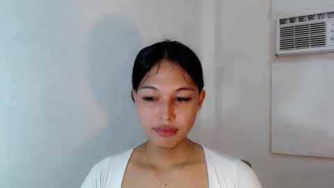 Snapshot of darling_sweetheartxx chatting on 10-26-25, 04:35 YOUR ATHENA online show from 10-26-25, 04:35