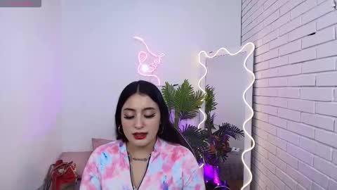 Darling online show from 10-07-25, 03:04