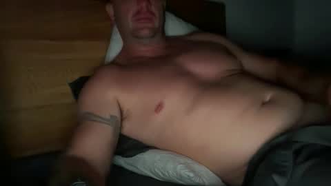 dartanian0001 online show from 09-21-25, 03:02