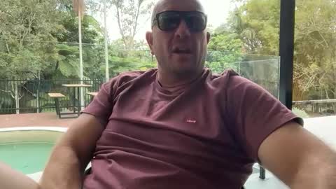 dartanian0001 online show from 10-15-25, 03:28