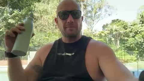 dartanian0001 online show from 10-20-25, 03:51