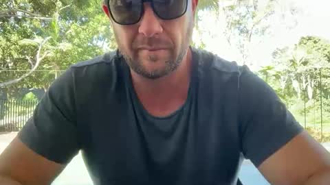 dartanian0001 online show from 10-22-25, 04:35