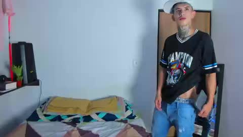 Snapshot of darwin_ggh chatting on 03-13-26, 12:17 darwin_ggh online show from 03-13-26, 12:17