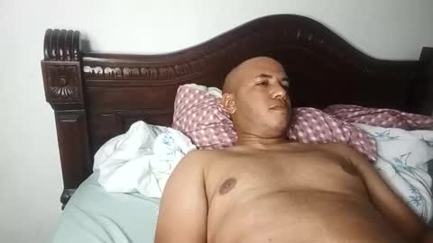 darwinsreyes online show from 11-08-25, 09:57