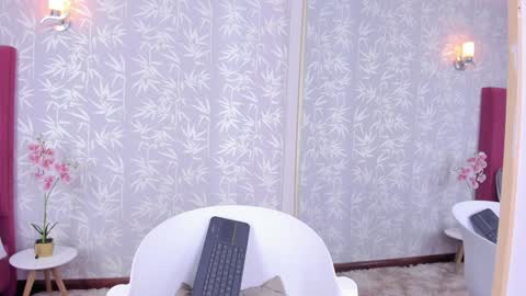 Dasha  online show from 01-28-25, 03:04