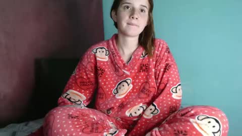 Dafne online show from 02-21-25, 04:07