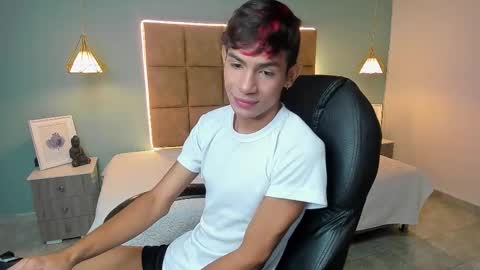 angel online show from 11-25-25, 11:54