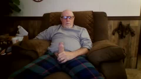 dave571960 online show from 10-19-25, 10:49