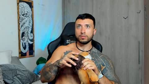 DAVE MAX online show from 01-21-25, 02:54