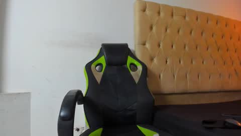 dave online show from 10-21-25, 06:58