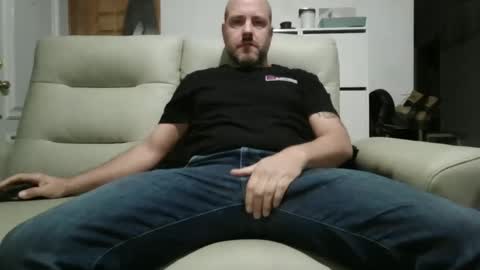 Snapshot of davecomplet chatting on 09-20-25, 11:17 Dave online show from 09-20-25, 11:17