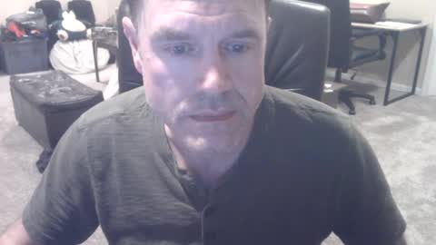 Snapshot of daved14u chatting on 09-29-25, 06:07 daved14u online show from 09-29-25, 06:07