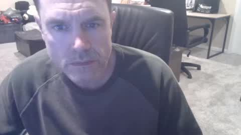 Snapshot of daved14u chatting on 11-10-25, 06:23 daved14u online show from 11-10-25, 06:23