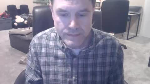 Snapshot of daved14u chatting on 03-21-26, 05:23 daved14u online show from 03-21-26, 05:23