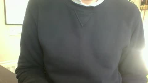 Snapshot of davesmth chatting on 11-25-25, 11:43 Davesmth online show from 11-25-25, 11:43