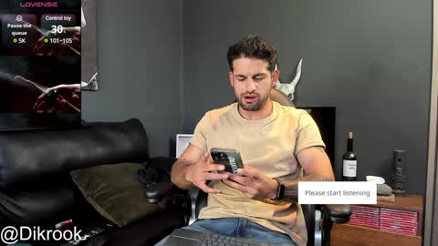 Snapshot of davevilboy chatting on 01-23-25, 12:19 Daves online show from 01-23-25, 12:19